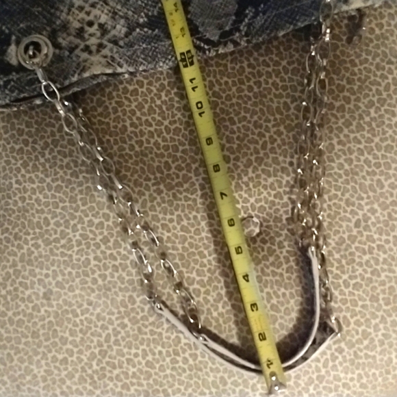 DKNY Handbag Shld/Crossbody Snake skin design chain link NWOT - Picture 16 of 16